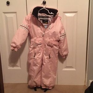 Spider snowsuit light pink size 2